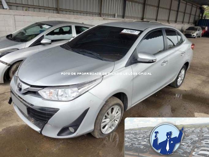 TOYOTA YARIS SEDAN 21/21