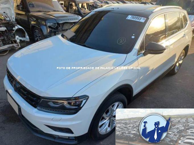 VOLKSWAGEN TIGUAN 18/18