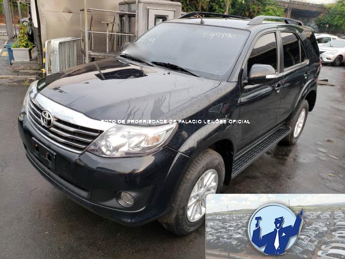TOYOTA HILUX SW4 12/12