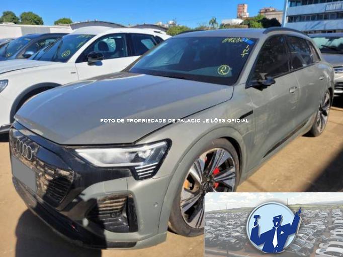 AUDI Q8 E-TRON 23/24