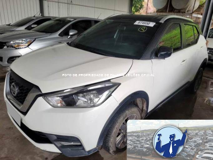 NISSAN KICKS 18/18