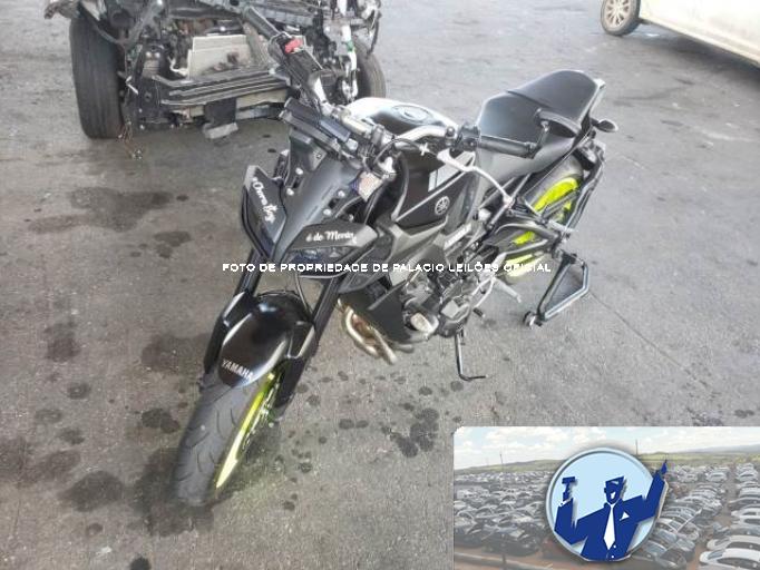 YAMAHA MT-09 850 21/21