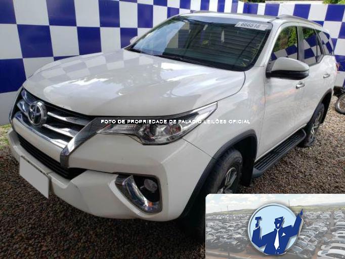 TOYOTA HILUX SW4 18/19