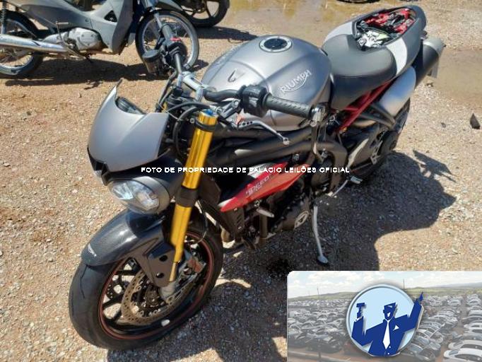 TRIUMPH SPEED TRIPLE 1050R 17/17
