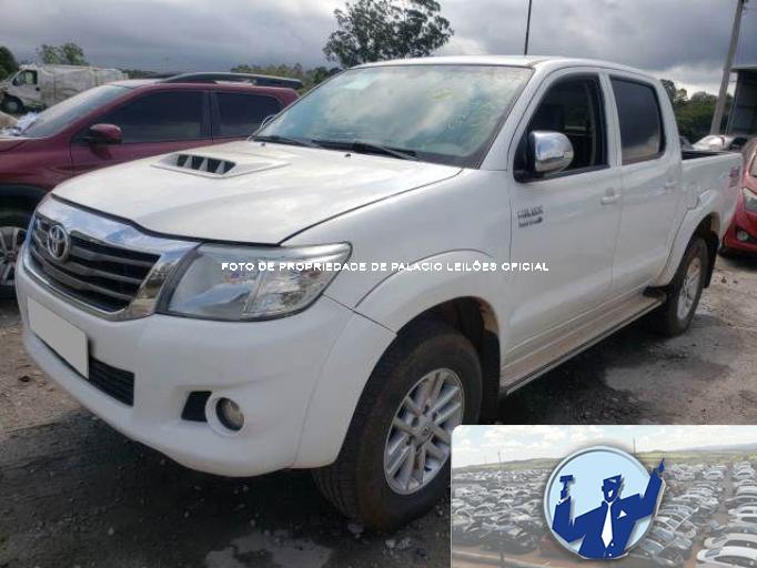 TOYOTA HILUX 14/15