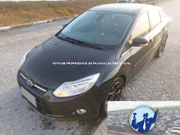 FORD FOCUS SEDAN 14/14